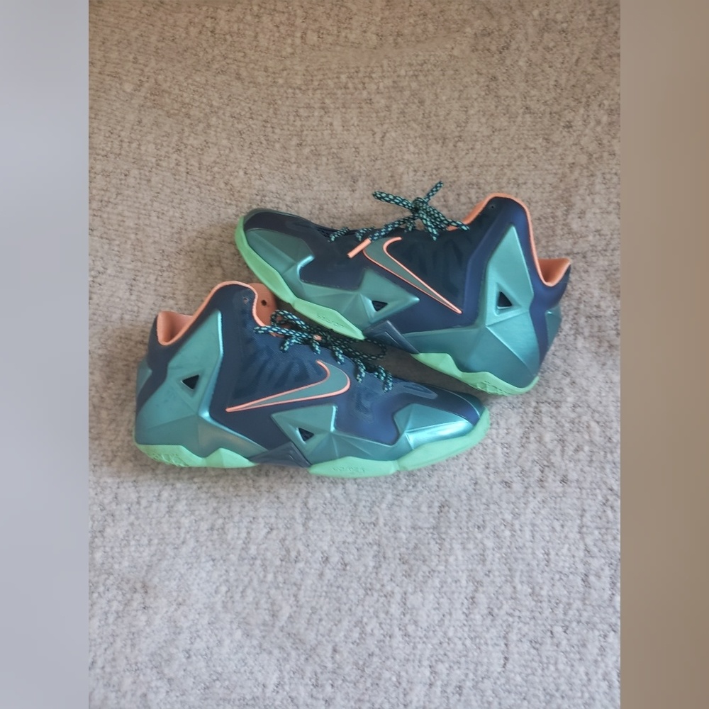 Lebron 6.5 Nike Sneakers